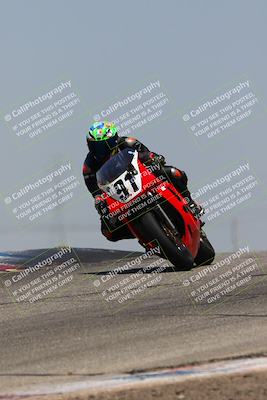 media/May-22-2023-Fastrack Riders (Mon) [[ae7626d9d8]]/Level 2/1230pm (Outside Grapevine)/